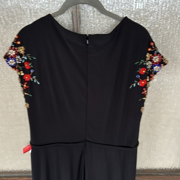 Mac Duggal EMBELLISHED SLEEVE JERSEY WRAP GOWN size 10 $498 New - Picture 12 of 13